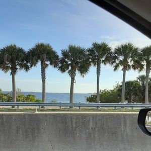 Meet your Posher, Johnny